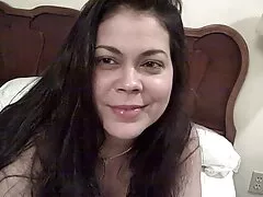 Am amieettett quyết định tiếp tục và có một chút nghịch ngợm sex với heo với anh trai của bạn mình sau khi nhìn thấy cô ấy khỏa thân