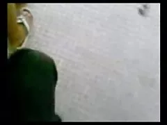Sự lon dit nguoi kiện chính